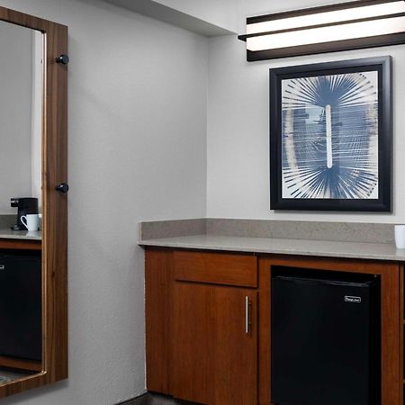 Hyatt Place Indianapolis Airport Extérieur photo