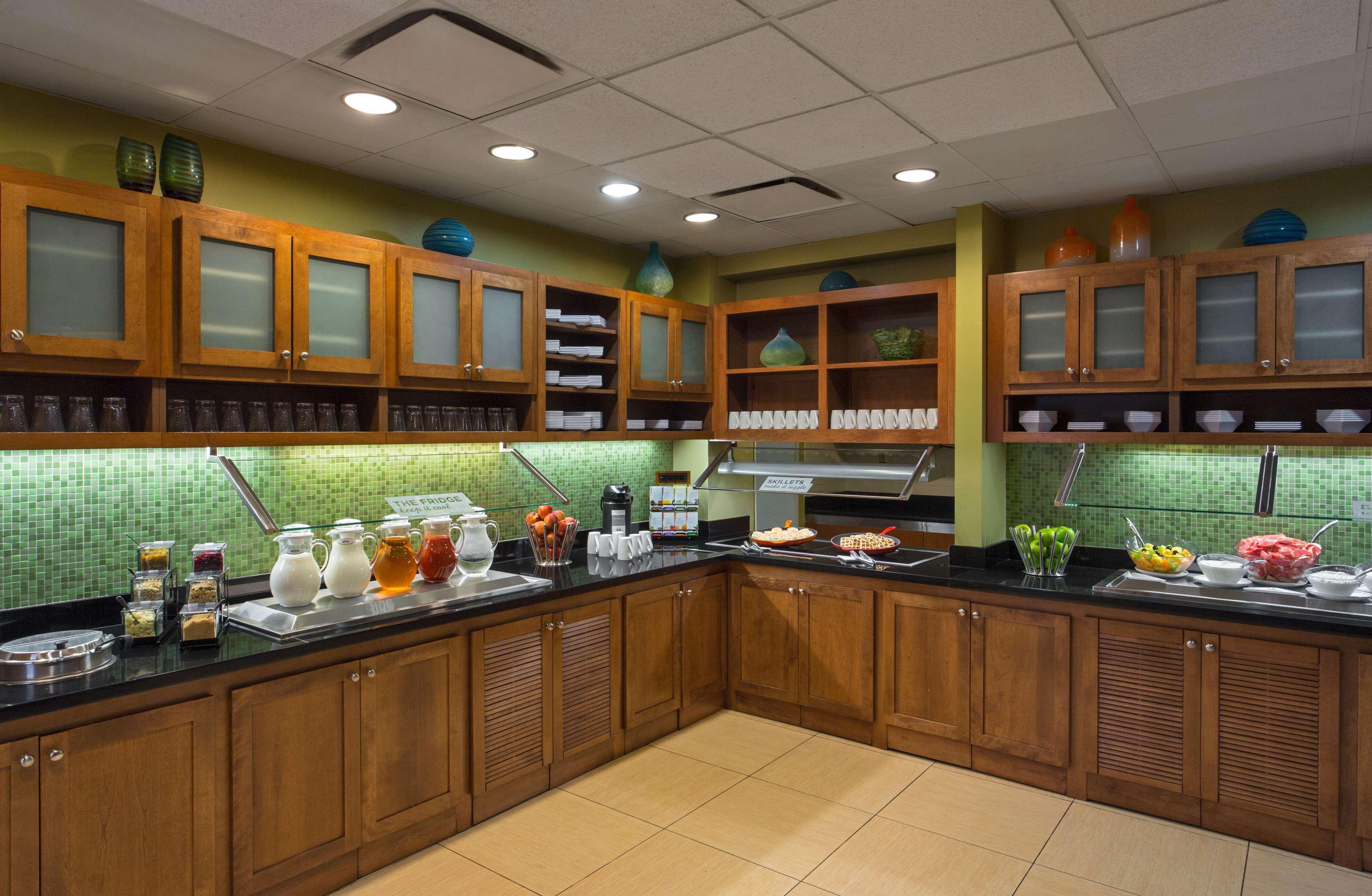 Hyatt Place Indianapolis Airport Extérieur photo