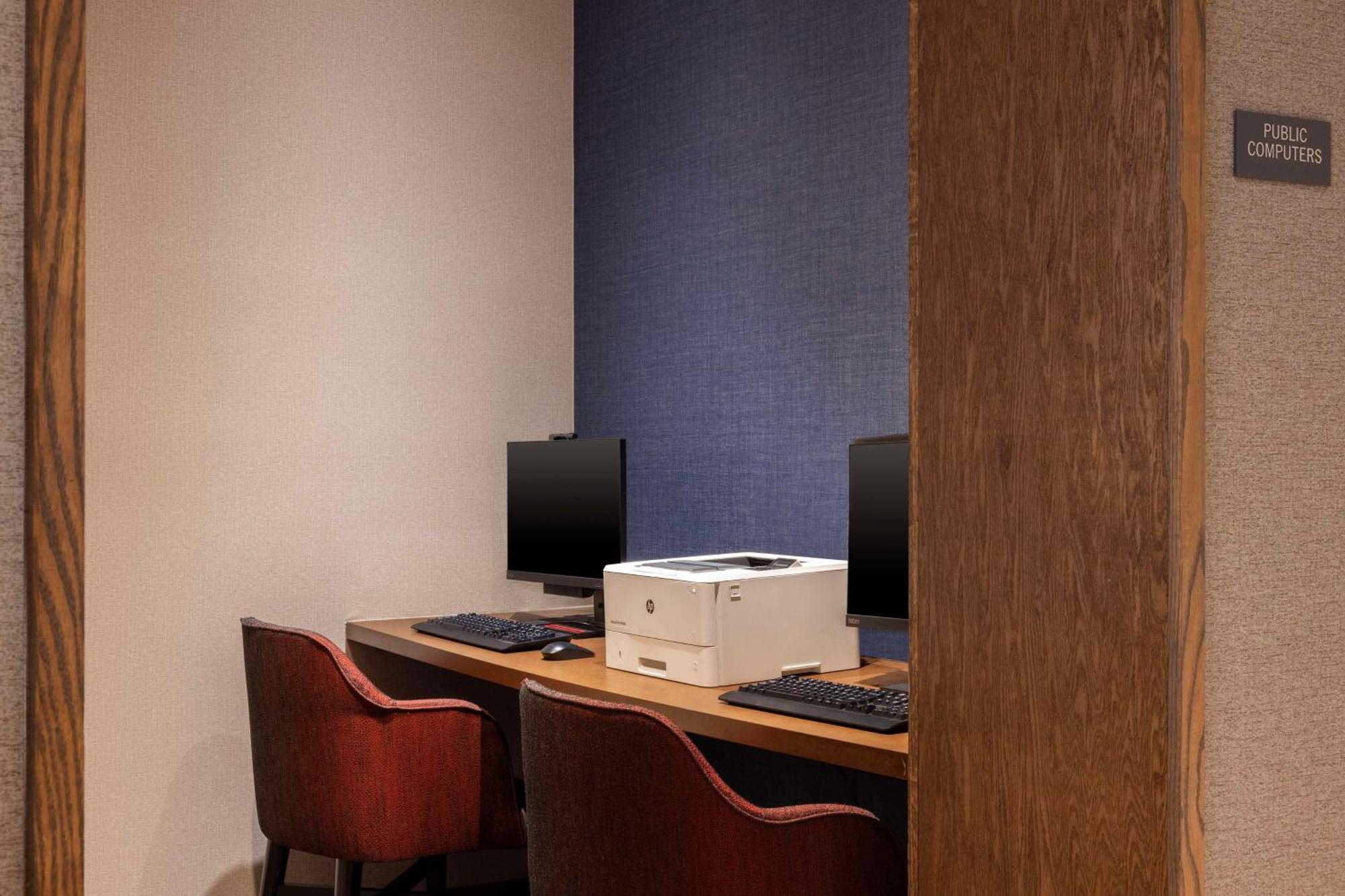 Hyatt Place Indianapolis Airport Extérieur photo