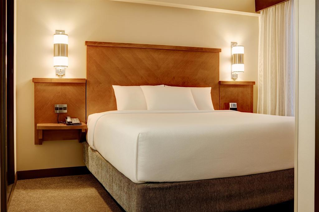 Hyatt Place Indianapolis Airport Extérieur photo